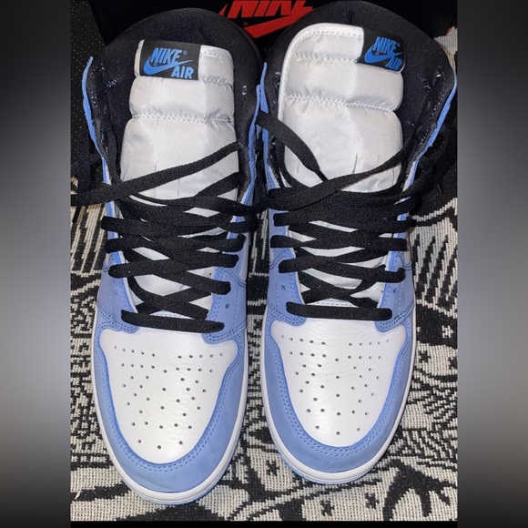 Clean Size 12 - Jordan 1 Retro OG High University Blue 555088 134 - Picture 4 of 10